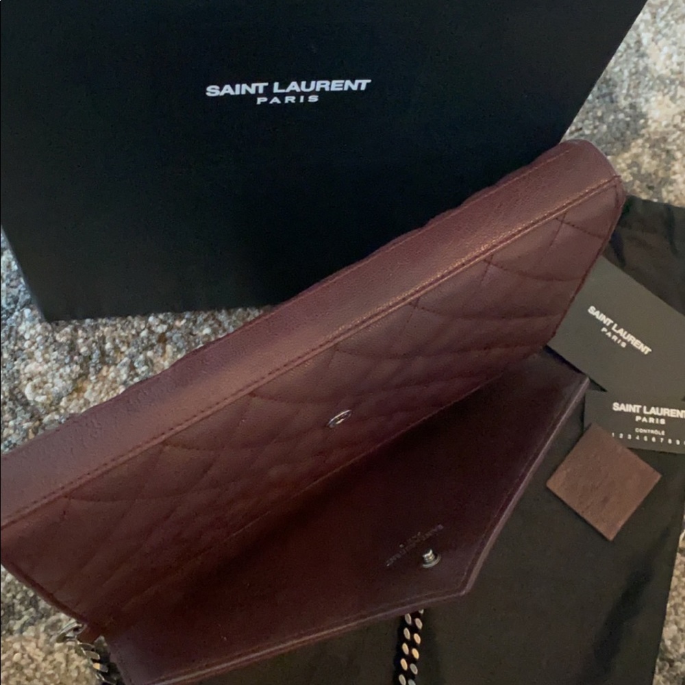 Purse - Picture 4 of 7